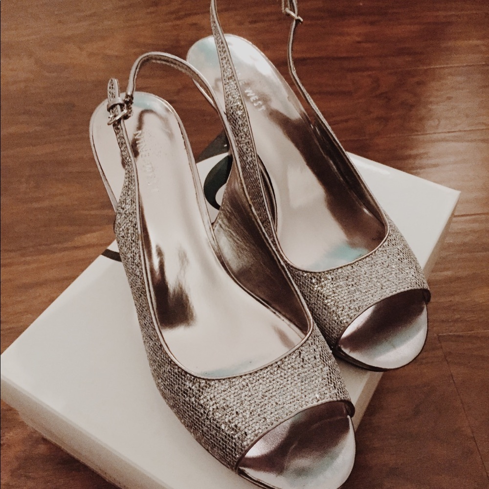 NINE WEST w/ Box  9.5 Great Condition!